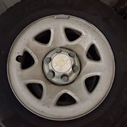 17"Rin Spare Tire 255 70 17 Good Year 