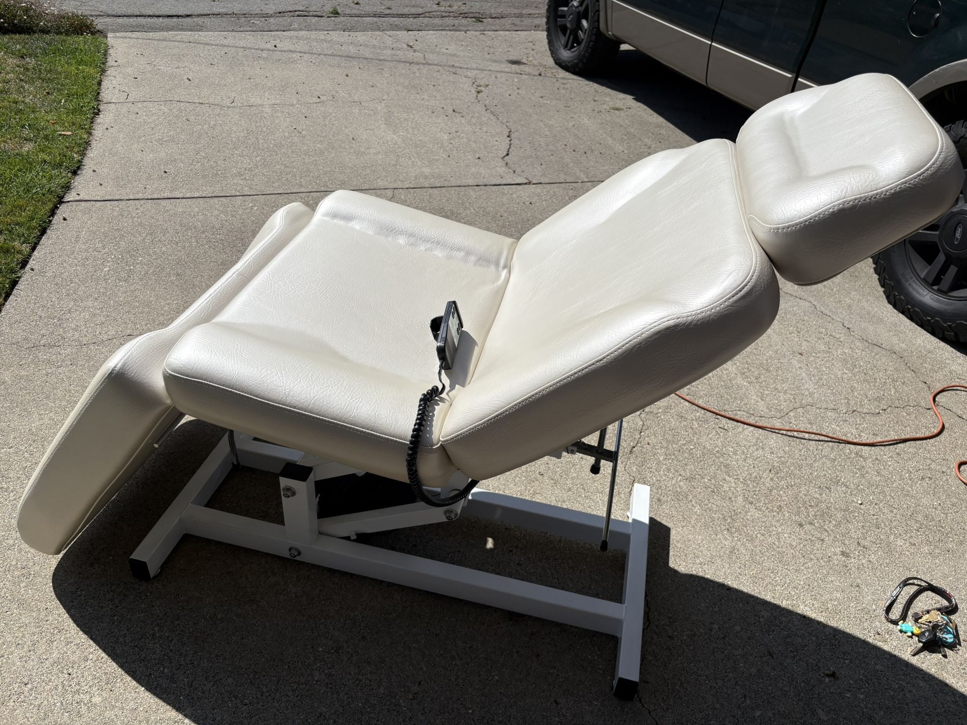 Electric Treatment Chair