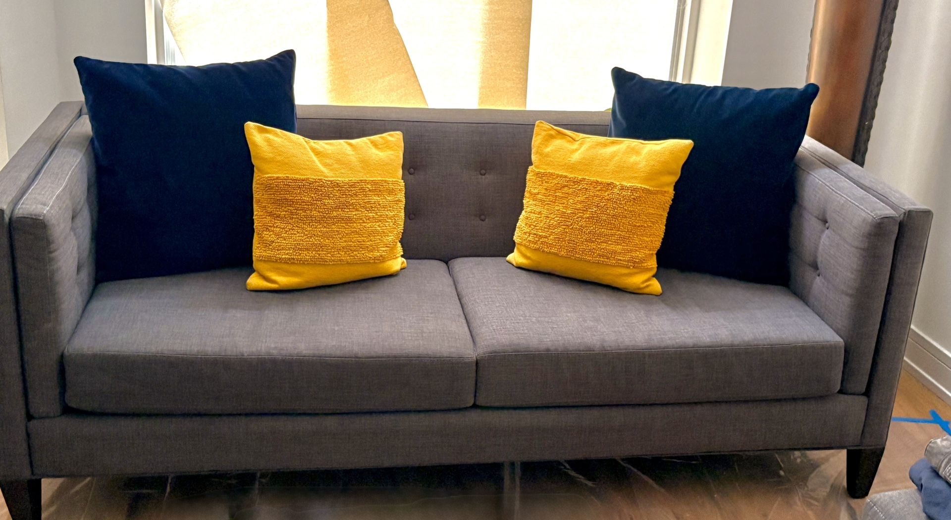 TWO-PIECE DARVIN CHAISE SECTIONAL