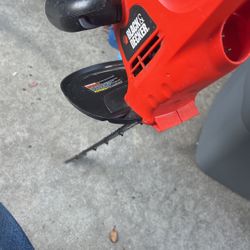 Black and Decker Chainsaw 