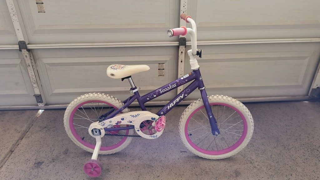 Girls bike