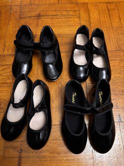 Girl Tap shoes 9-9.5