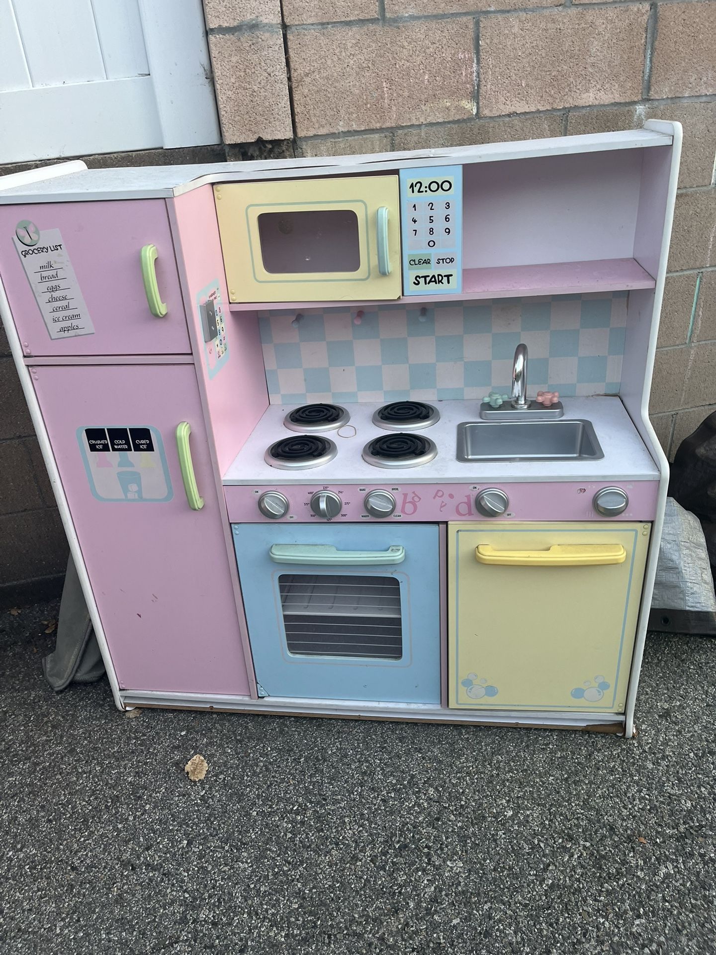 Kidkraft Kitchen