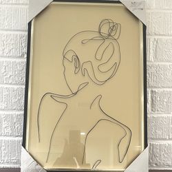 BEAUTIFUL GOLD ART FRAME 17” X 25” ( BRAND NEW)