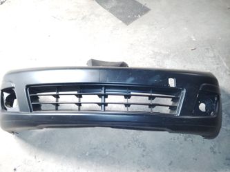 2007-2011 Nissan Versa Front Bumper Cover.