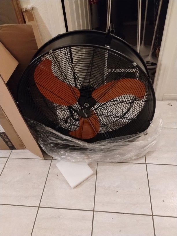 NEW BIG 30 INCH FAN