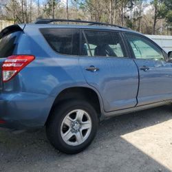 2011 Toyota Rav4 For Parts Engine Transmission Good 