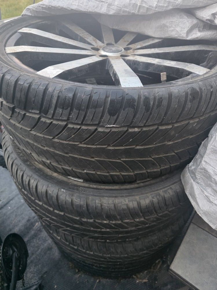 Tires Set 295 35 R24