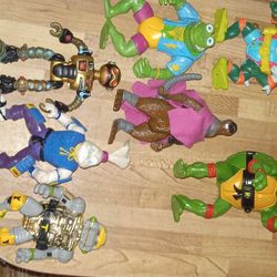 Lot Of 8 Teenage Mutant Ninja Turtles Figures 1(contact info removed)