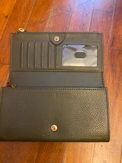 Olive Green Leather Bifold Wallet