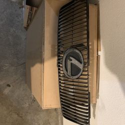 Lexus 2is OEM Grill