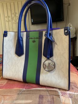 Michael Kors Marylin Logo Crossbody Purse