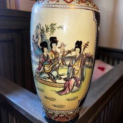 Satsuma Vase