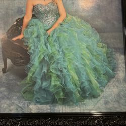 Sweet Sixteen Dress!!!! 