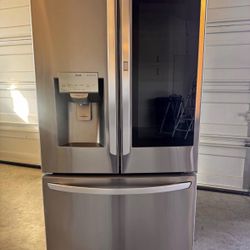 LG French Door Refrigerator featuring InstaView Door