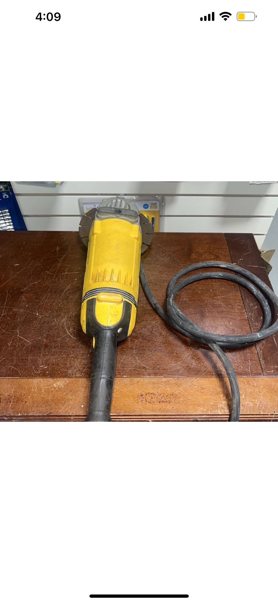 DEWALT DWE4557 7" 8,500RPM 4.7HP Angle Grinder