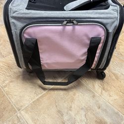 Premium Pet Carrier On Wheels