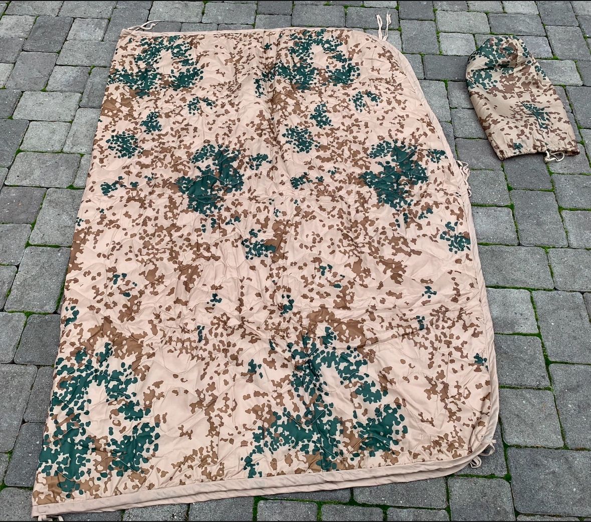 German Army Desert Flektarn Poncho Liner Woobie