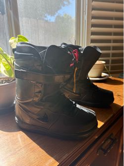 Nike Zoom Force 1 Snowboard Boots Size 9