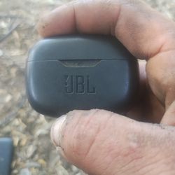 JBL Earbuds 