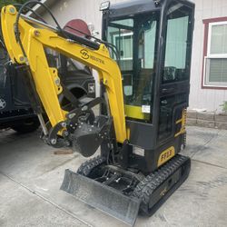 Mini Excavator FF-13 Briggs & Stratton Motor