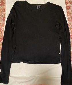 Forever 21 black long sleeve shirt