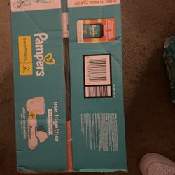Pampers/diapers