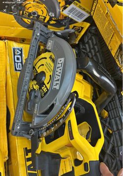 Dwalt flexvolt 60v wormdrive circular saw tool only,