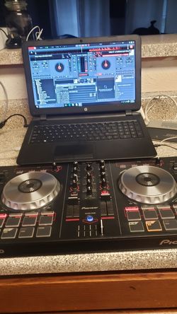 Hp laptop con pioneer controller musica mixes y karaokes