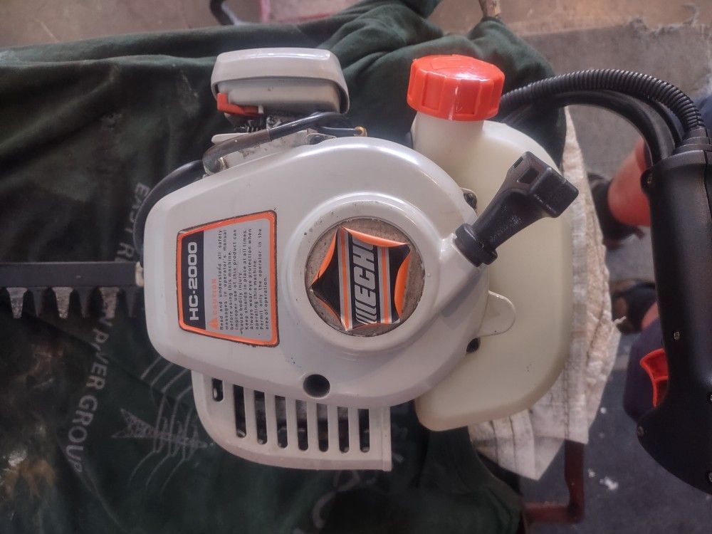 Echo Commercial Grade Gas Powered Hedge Trimmer