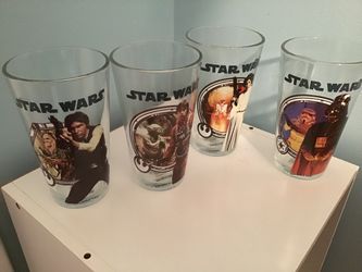 4 Star Wars Glasses Priced As Set