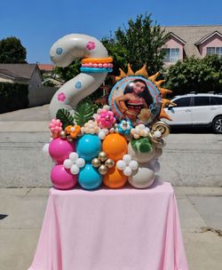 Moana Balloon Bouquet