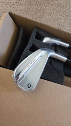 TaylorMade P790 Irons 4-PW Stiff Brand New