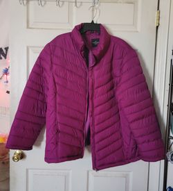 WOMAN'S COAT
