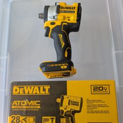 DeWalt dcf921 stubby impact wrench