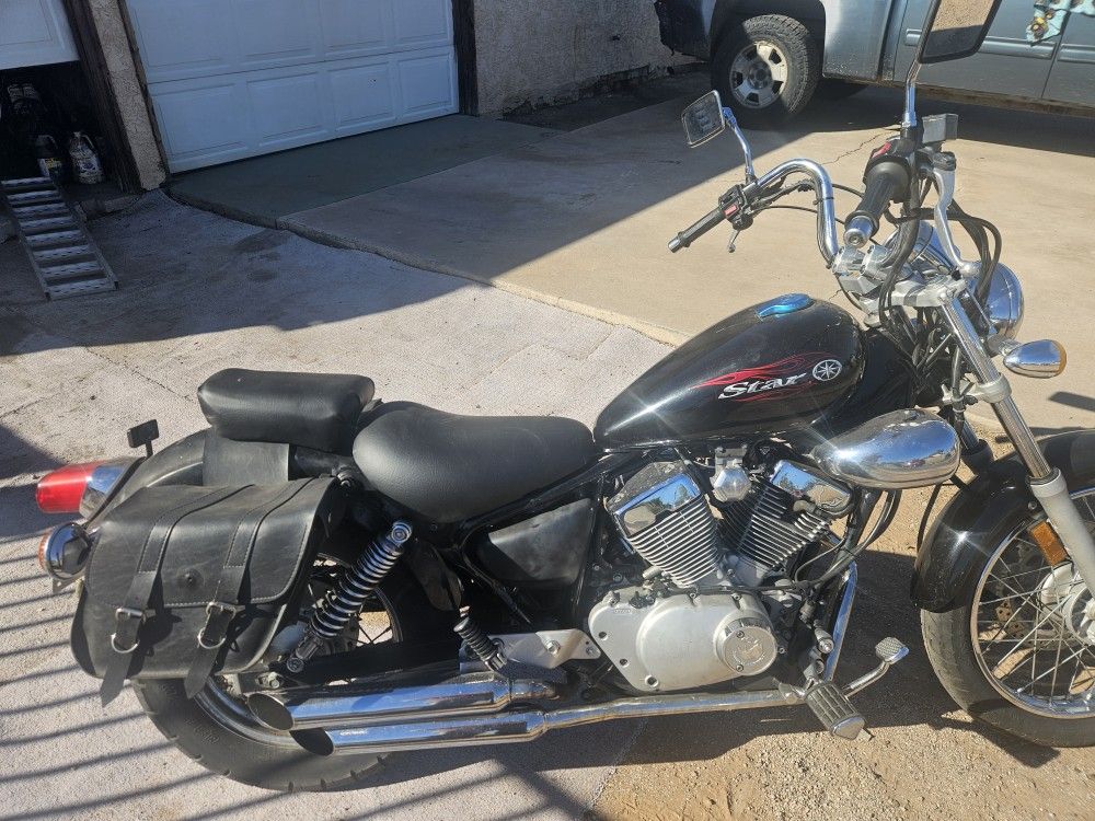 2011 Yamaha V-star