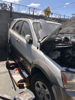 2005 Kia Sorento Parts