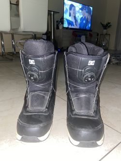 DC Women’s Snowboarding Boots