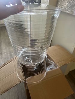 Beverage dispenser