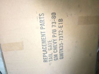 GMC/CHEVY TAIL GATE 1 For Year 1(contact info removed)