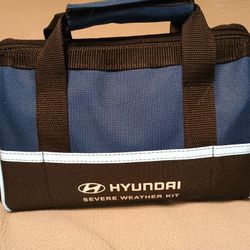 Hyundai Severe Weather Kit 