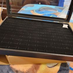 BRAND NEW JEWELRY DISPLAYS  ........😁😊😍