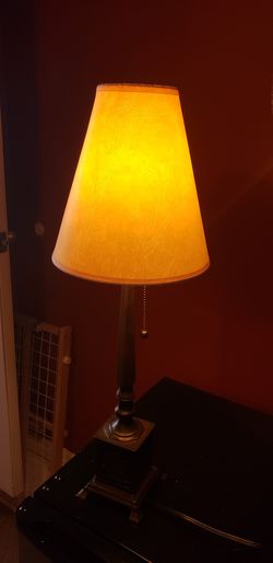 Bronze metal table lamp 26 in