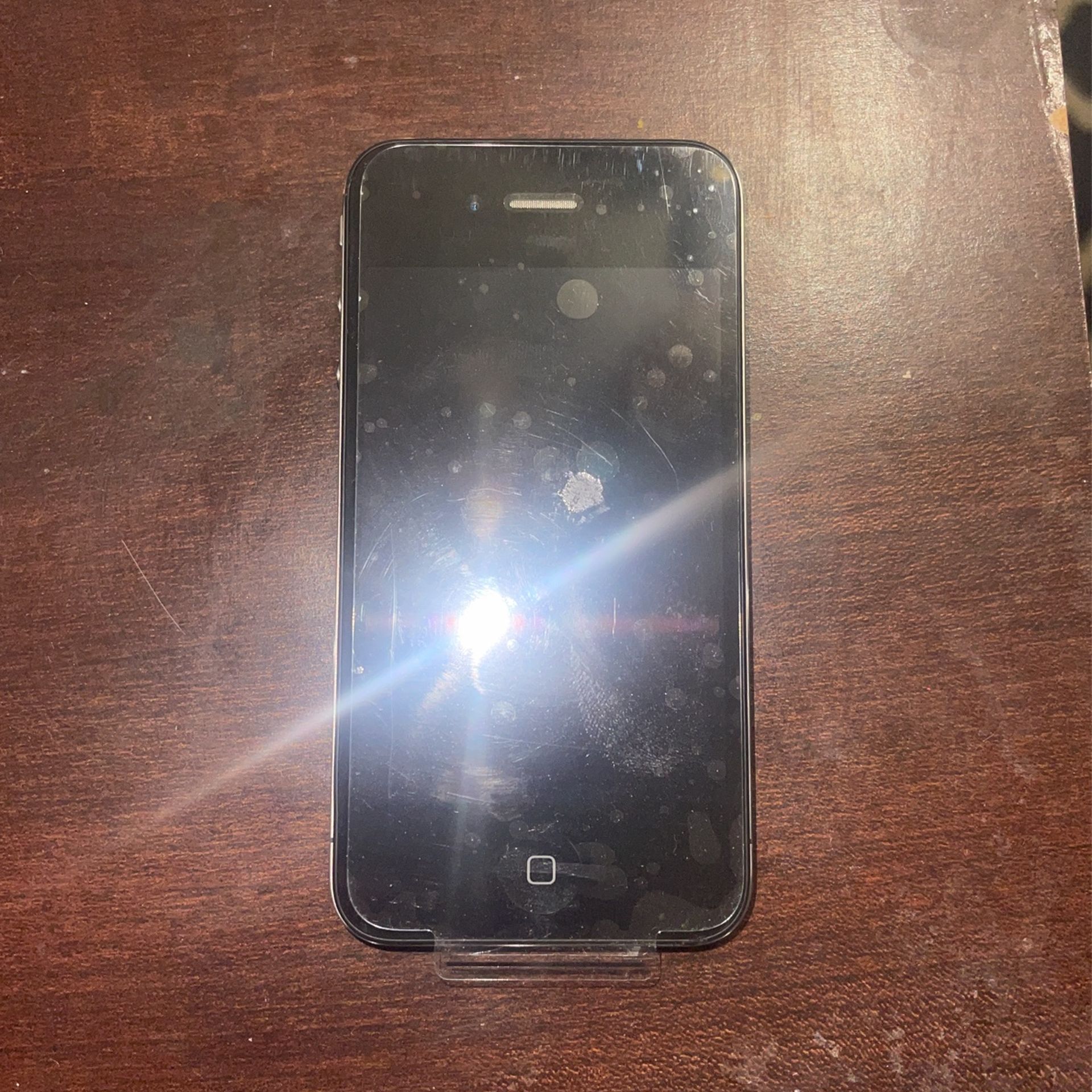 Brand New Black And Carrier Unlocked iPhone 4