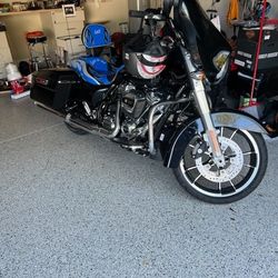 2022 HarleyDavidson Street Glide(FLHX)