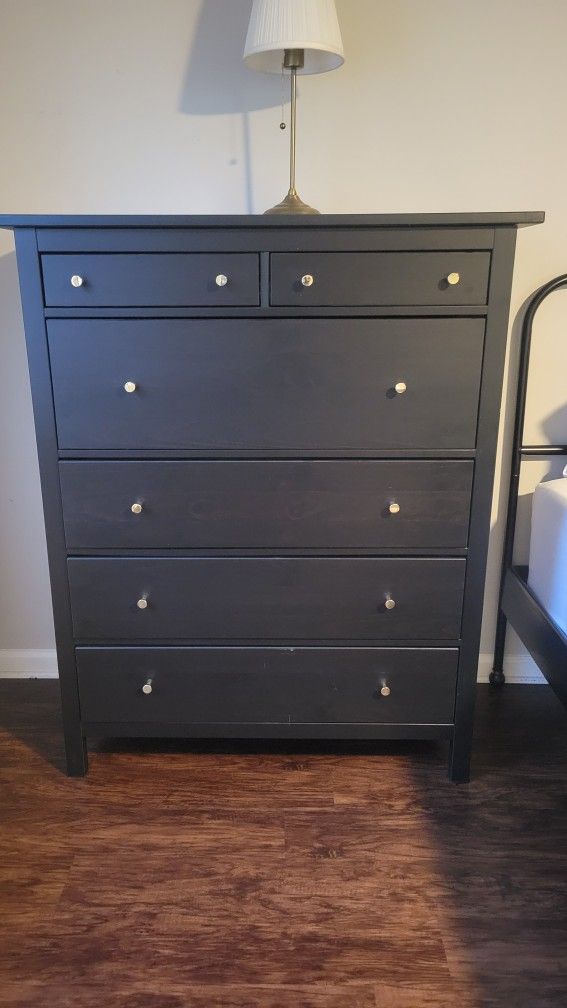 Ikea Hemnes Chest Of Drawer 