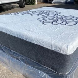 Full Bamboo Cool Gel Memory Foam!!