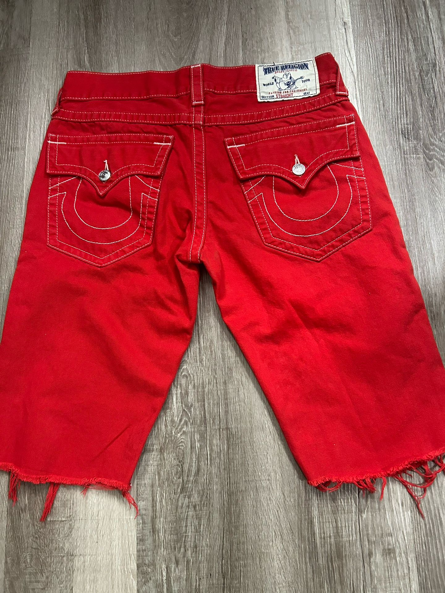 Red true religion jorts size 34