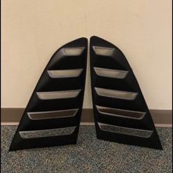2015+ Mustang Louvers