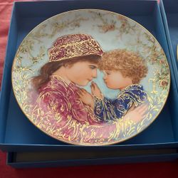 The Mother’s Day Plate 